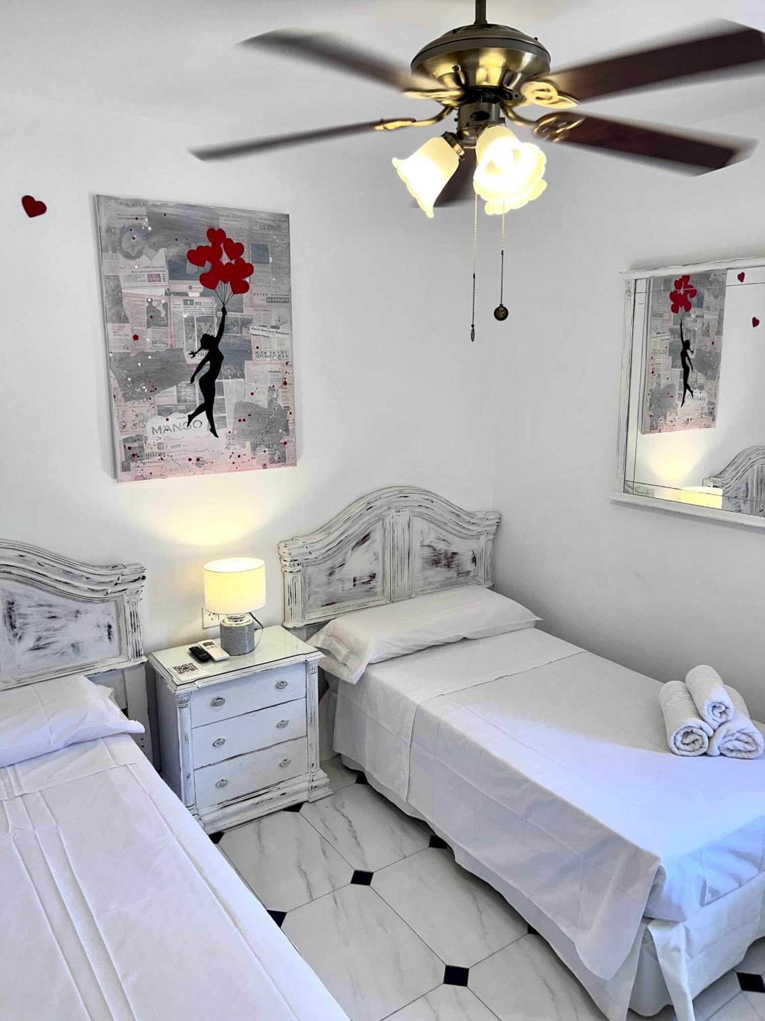 Hotelito Suecia 格拉纳达 外观 照片