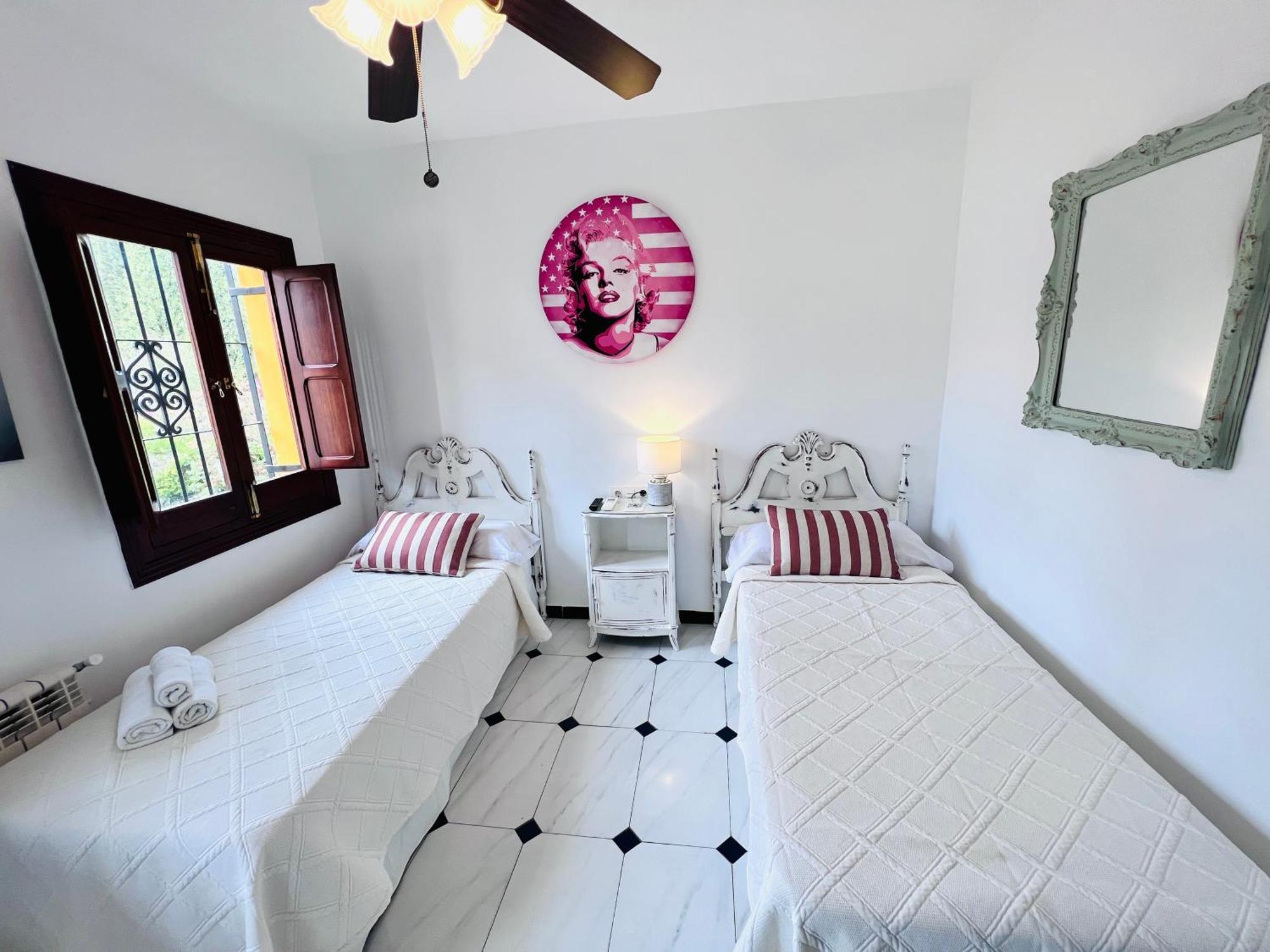Hotelito Suecia 格拉纳达 外观 照片