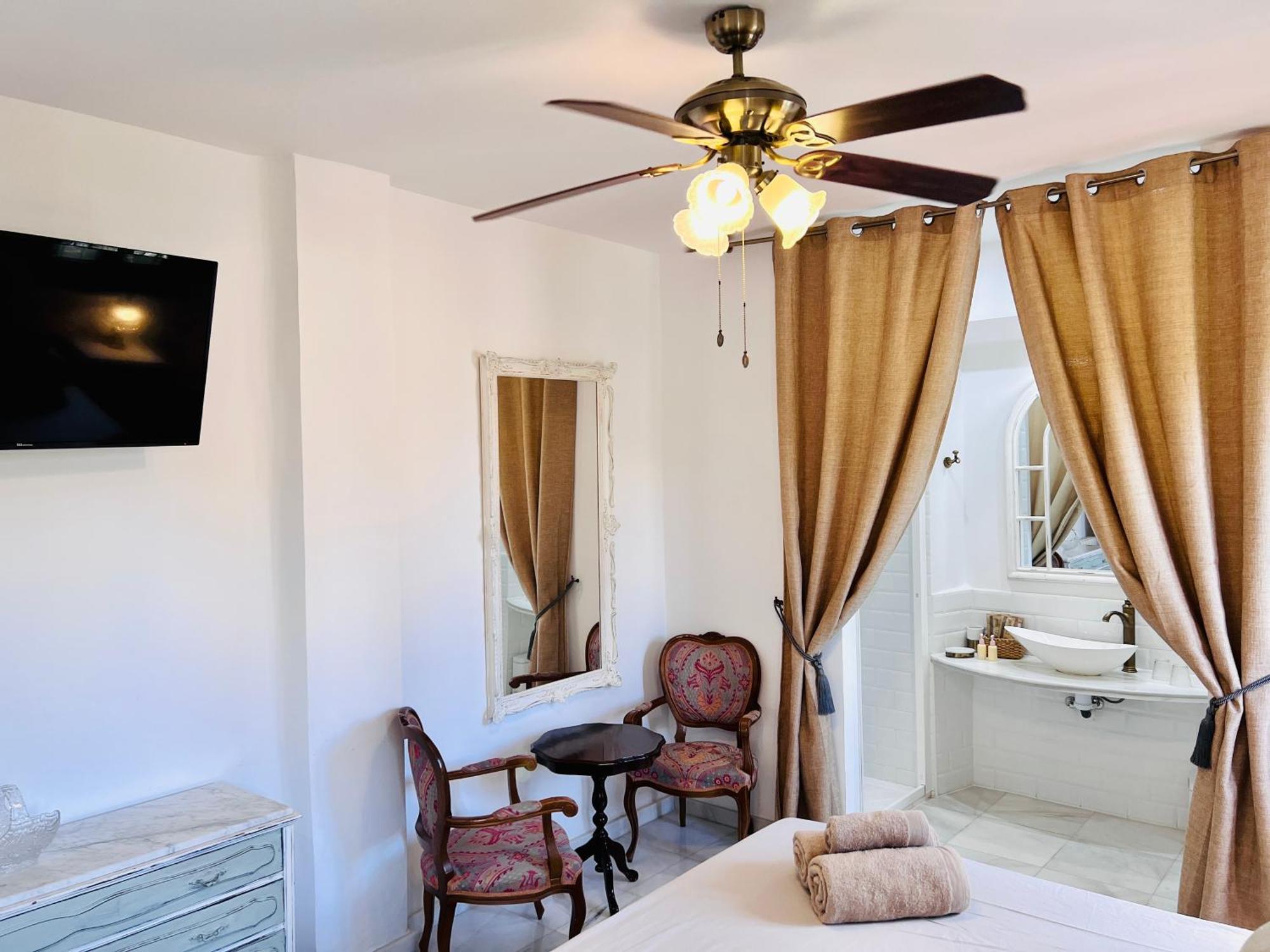 Hotelito Suecia 格拉纳达 外观 照片